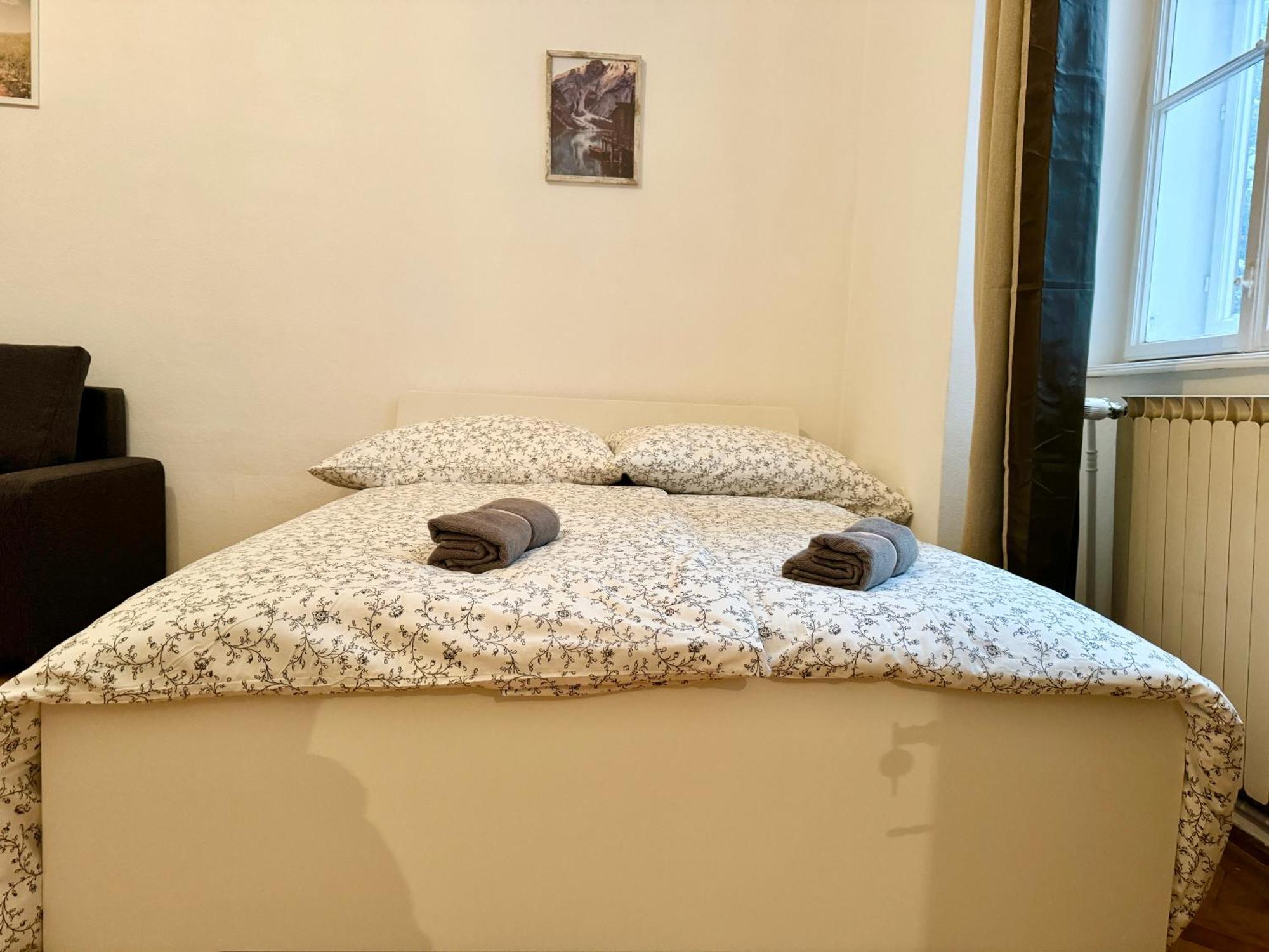 Spacious Apartment - 15 Min To Center Вена Экстерьер фото
