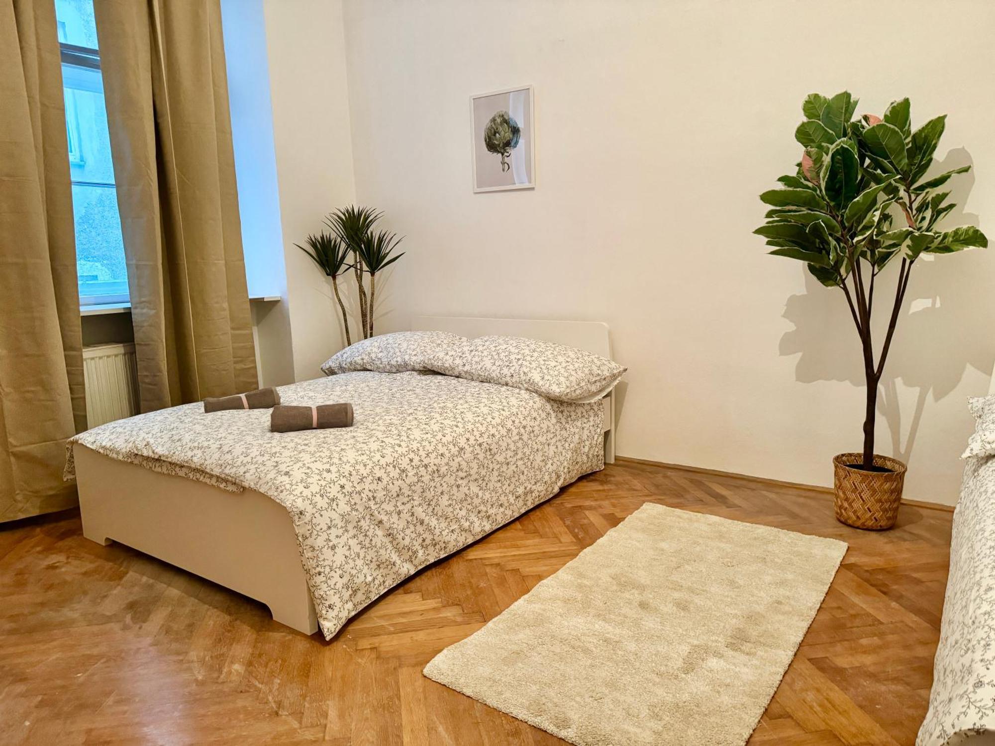 Spacious Apartment - 15 Min To Center Вена Экстерьер фото